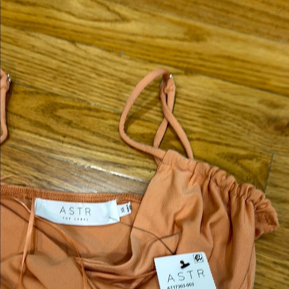 ASTR BRAND NEW Peach Bodysuit - Picture 4 of 5